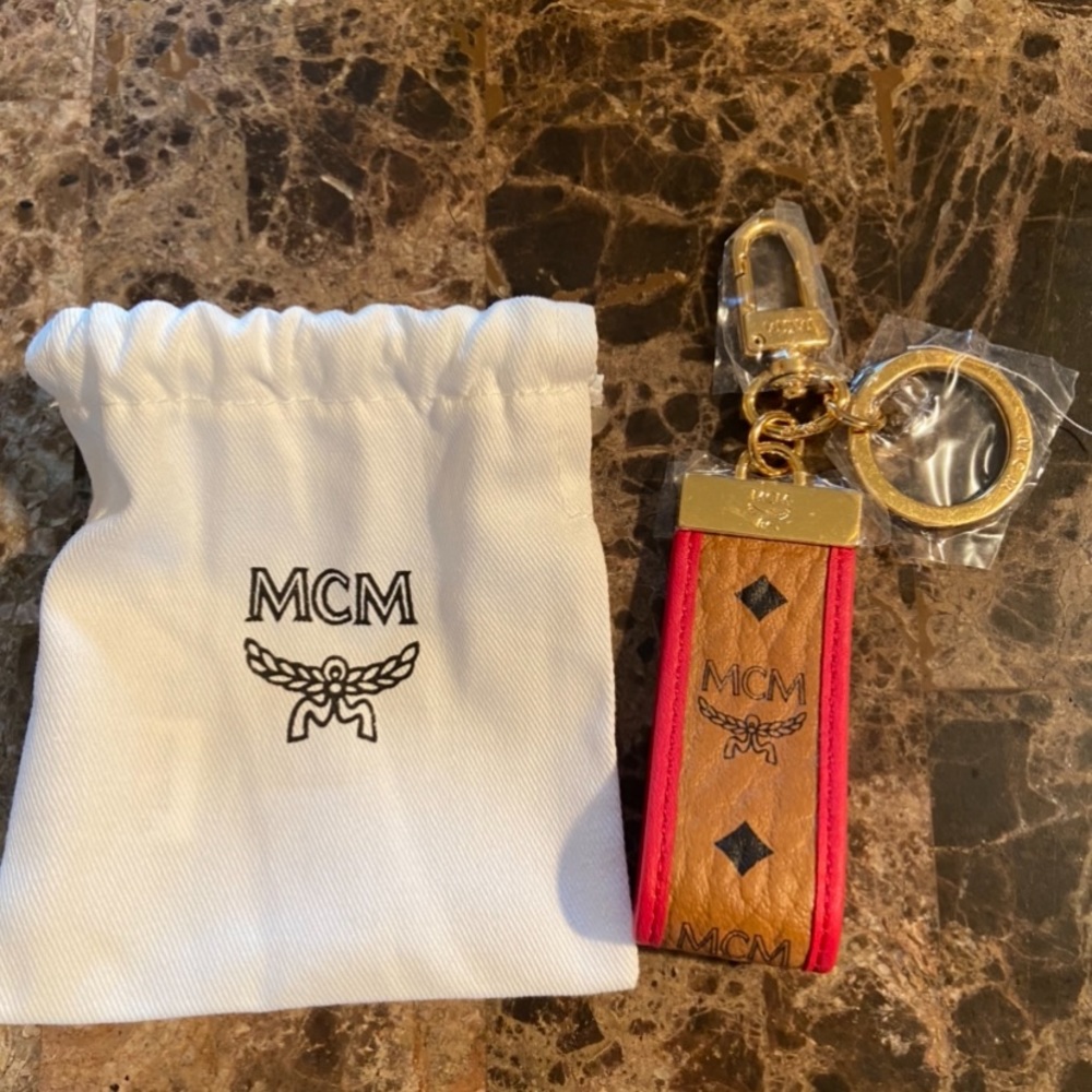 MCM KEY RING